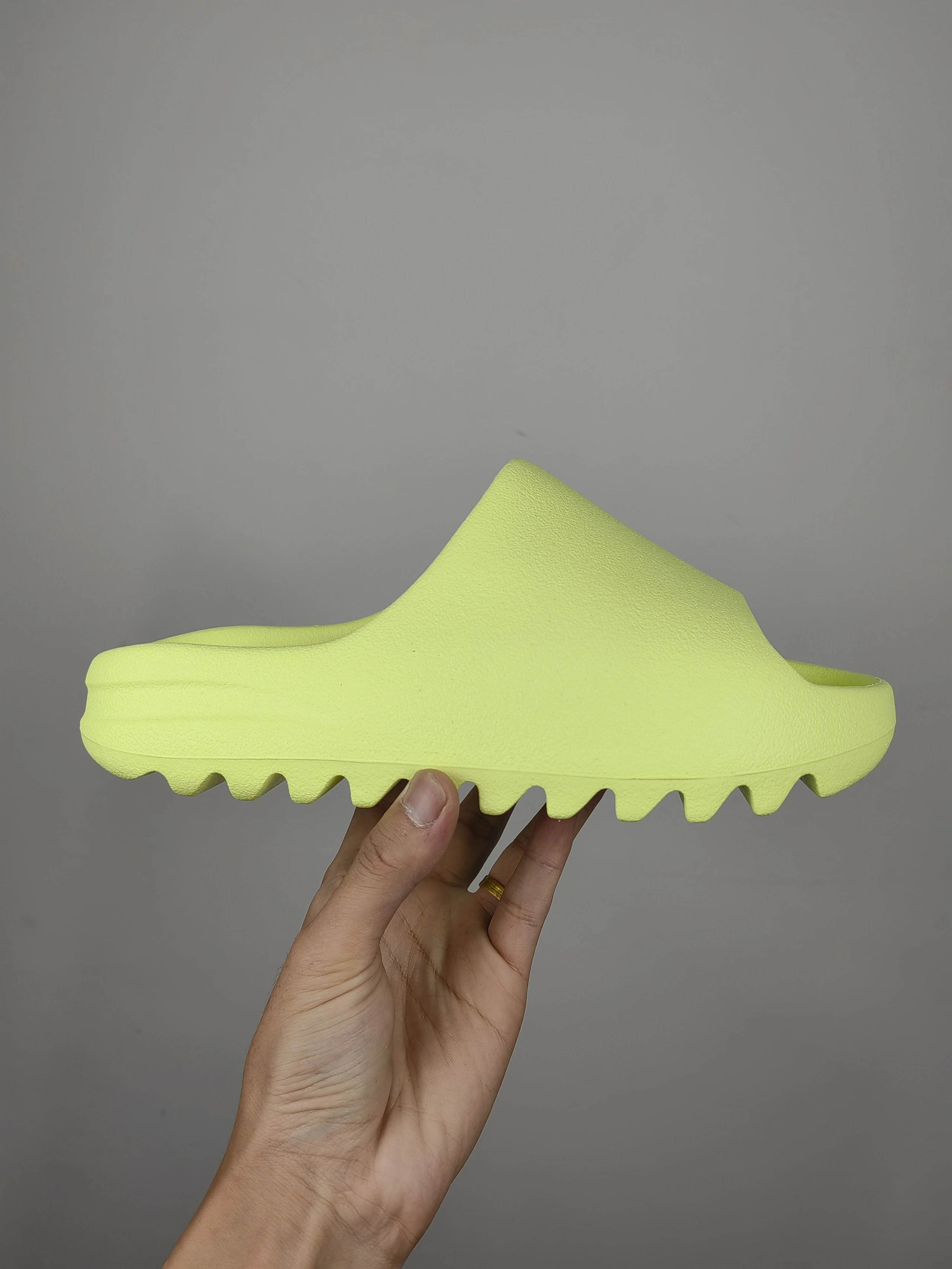 Apple Green Matte (HQ6447)